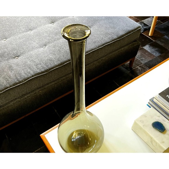 Modern Vintage Pauls of Italy Ultra Long Neck Bottle with Large Bottom 1960s - Picture 7 of 10